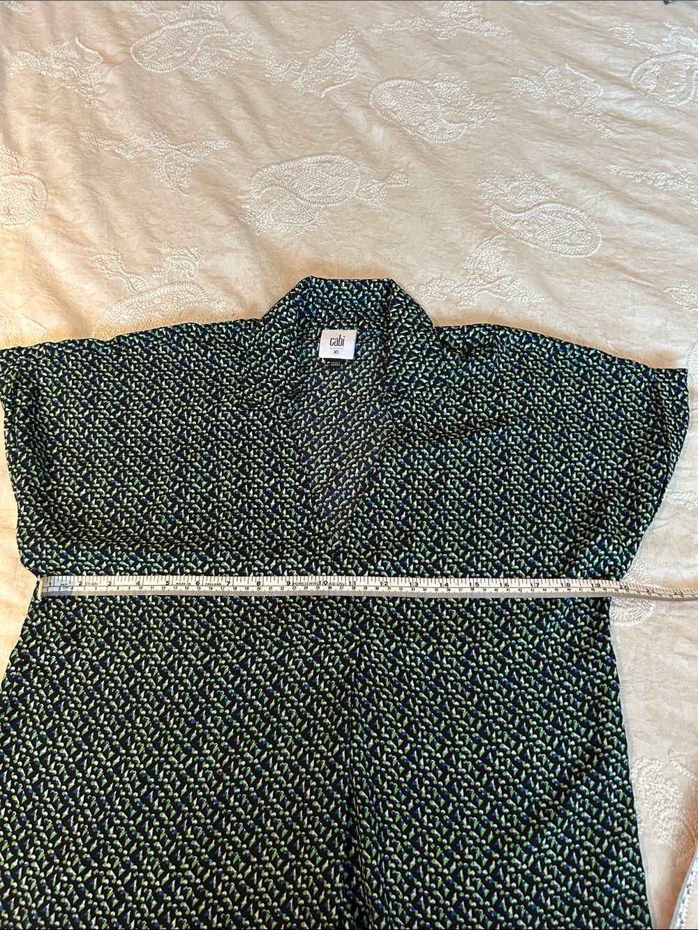 Cabi replay top in shades of green blue black and white XS - Picture 11 of 11
